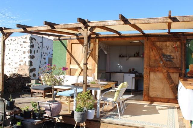 Micro House Apartment La Oliva Exterior photo